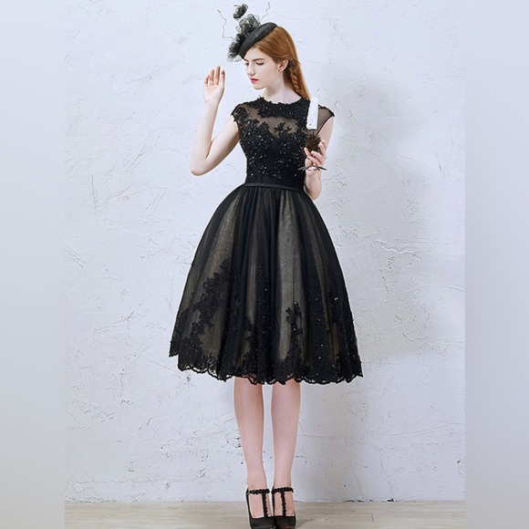 Black Fit and Flare 50’s Silhouette Retro Tea Dress - Picture 3 of 6